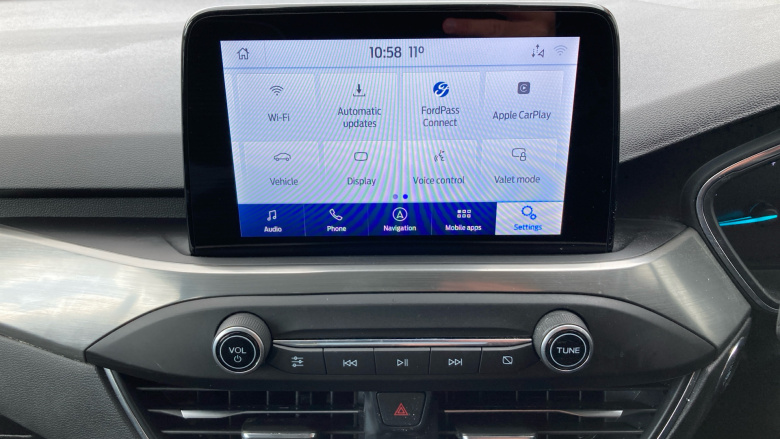 Ford Focus 1.0 EcoBoost 125 Titanium 5dr Petrol Hatchback